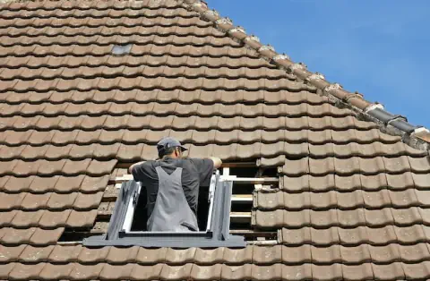 Pose de velux - Les Martres-de-Veyre